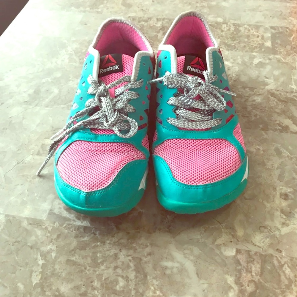 6.5 Reebok running shoes (FINAL MARKDOWN)